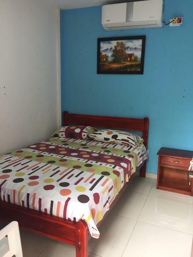 Hostal Sarai Pedernales Ngoại thất bức ảnh